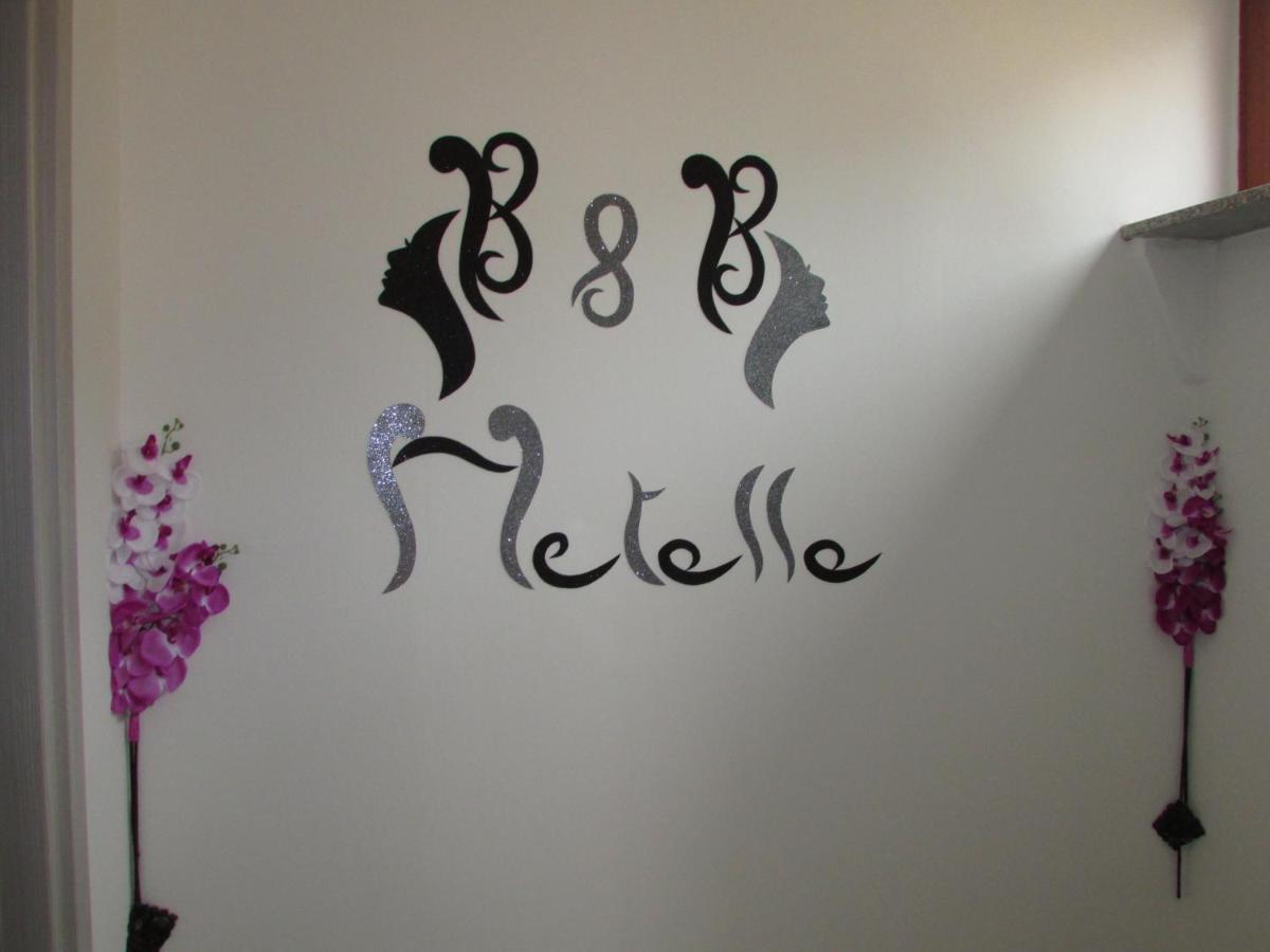 إيغليزياس B&B Metalla المظهر الخارجي الصورة